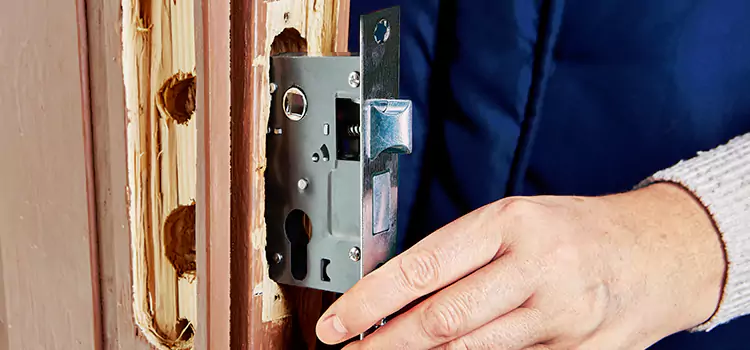 Garage Door Lock Replacement Radford