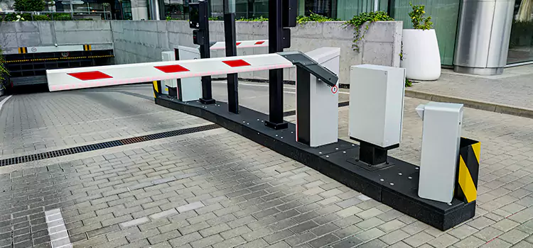 Custom Gate Design & Integration Radford